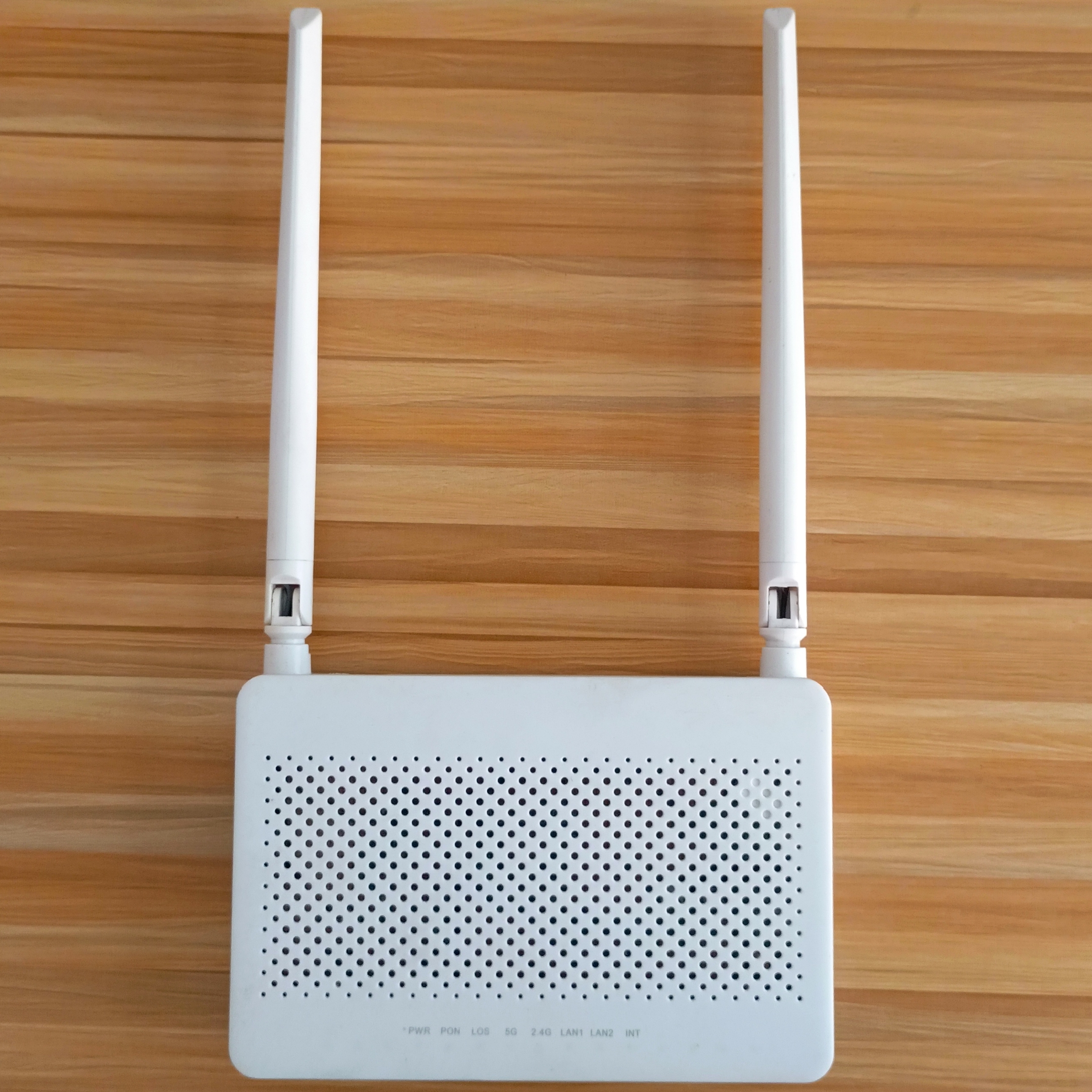YOTC M2-2050-G40 Top